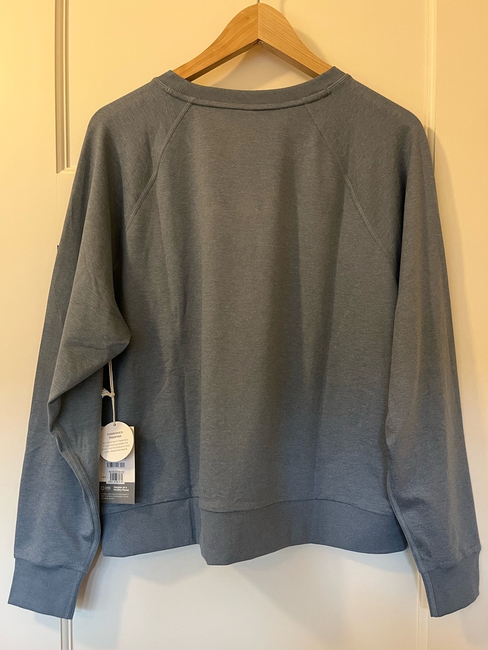 Vuori Halo Crew DreamKnit™ Sweatshirt • NWT • Large • Blue • $96 Retail - Picture 3 of 10